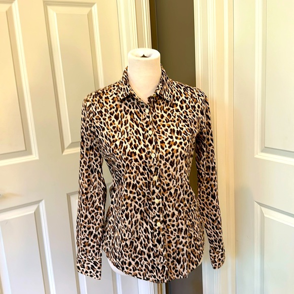 Leopard print button up - Picture 1 of 3